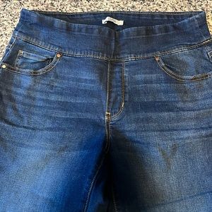 Croft and Barrow Jean capri- size 6